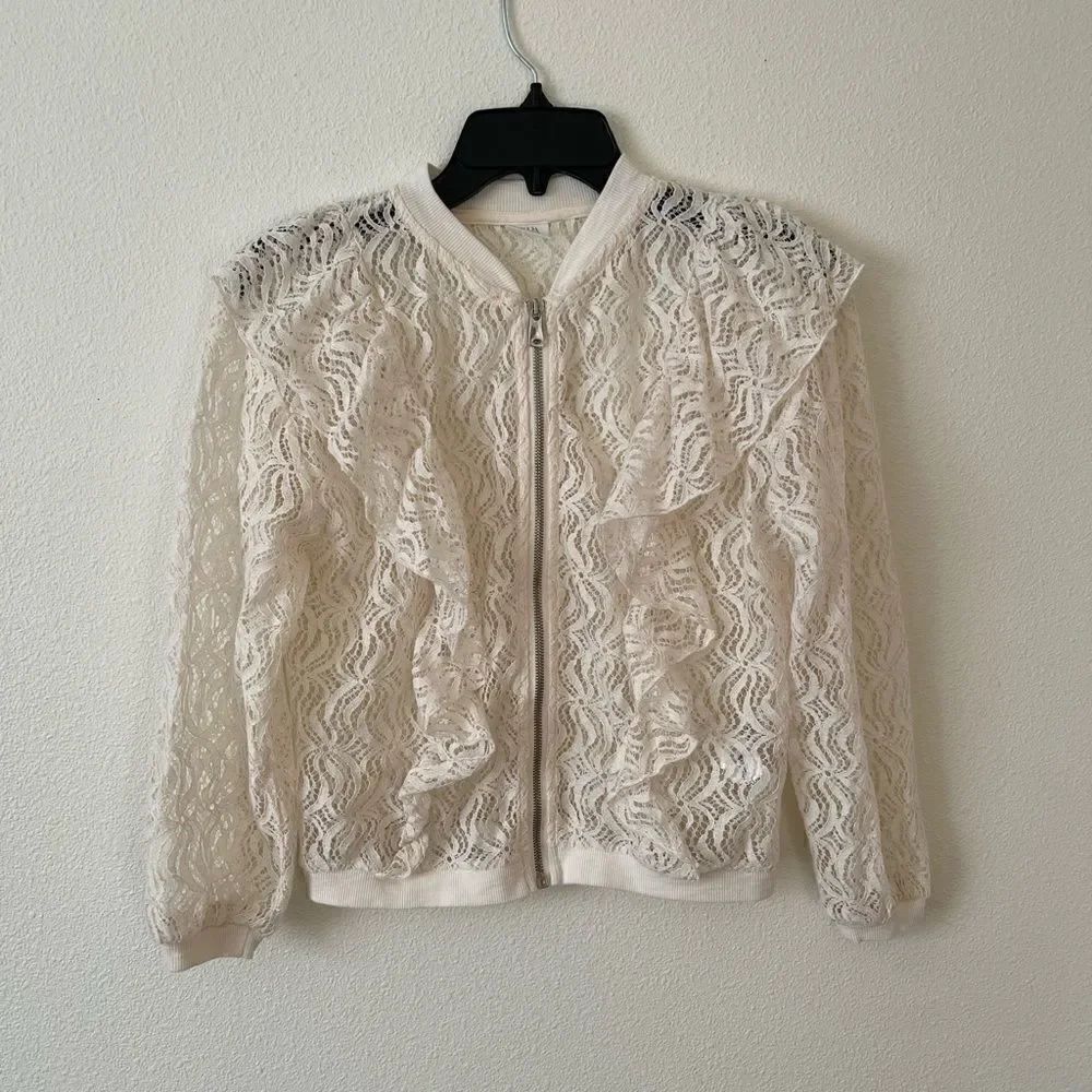 Zara Girl’s Lace Ruffles Top sz 11-12